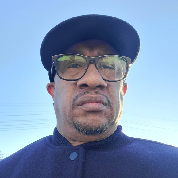 Meet your Posher, Randy - Picture 1 of 1